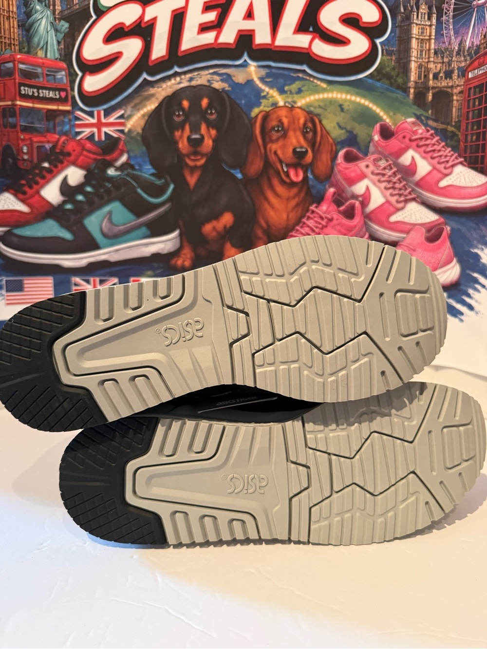 Asics Gel-Lyte III Black White Men's Sneakers - Picture 8 of 10